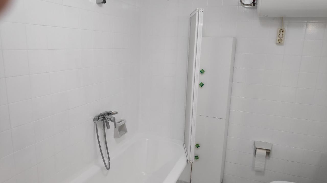 Centro De A Seis Minutos De La Playa Apartament *